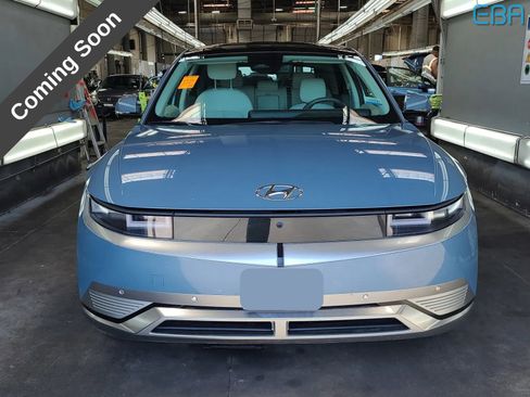 Used 2024 Hyundai Ioniq 5 Limited image 2