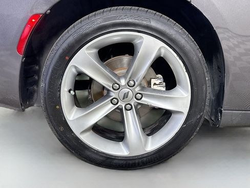 Used 2018 Dodge Charger R/T image 33