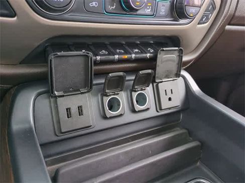 Used 2018 GMC Sierra 1500 Denali w/ Denali Ultimate Package image 32