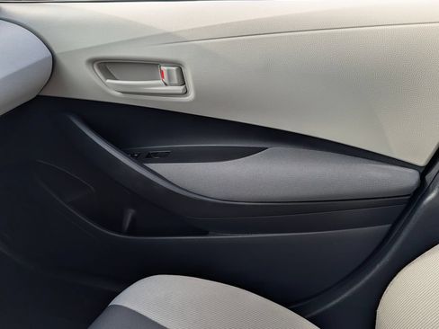 Used 2023 Toyota Corolla LE FWD image 22