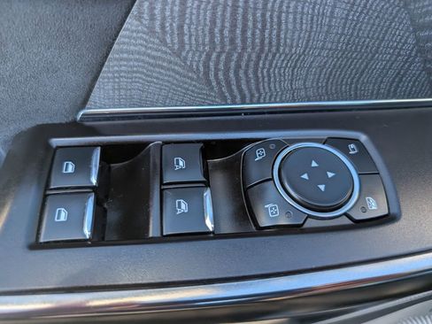 Used 2023 Ford F150 Platinum w/ Equipment Group 701A High image 12