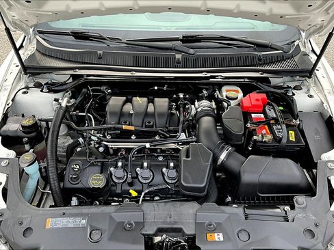 Used 2017 Ford Taurus Police Interceptor FWD image 9