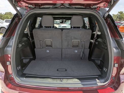New 2026 Jeep Grand Cherokee L 2WD image 12
