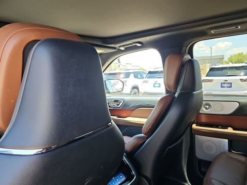 Used 2024 Lincoln Navigator L Reserve AWD/4WD image 16