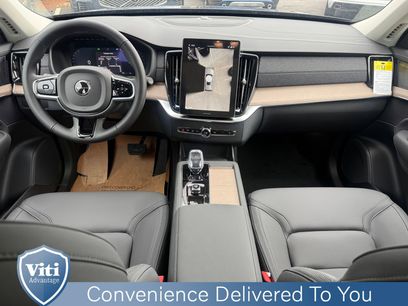 New 2026 Volvo XC90 B6 Plus w/ Protection Package Premier