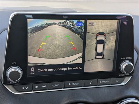 Used 2021 Nissan Sentra SR w/ SR Premium Package image 23