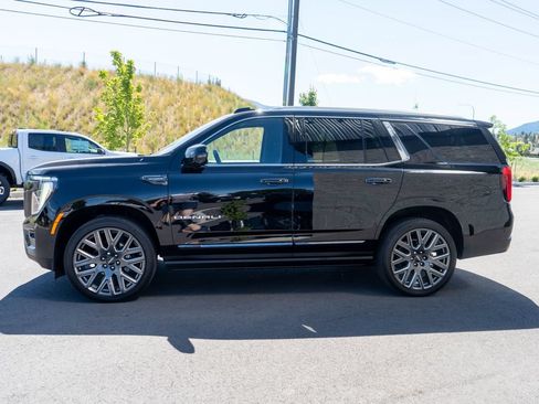 Used 2026 GMC Yukon Denali Ultimate AWD/4WD image 4