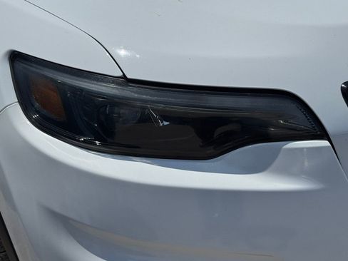 Used 2020 Jeep Cherokee Latitude Plus FWD image 21