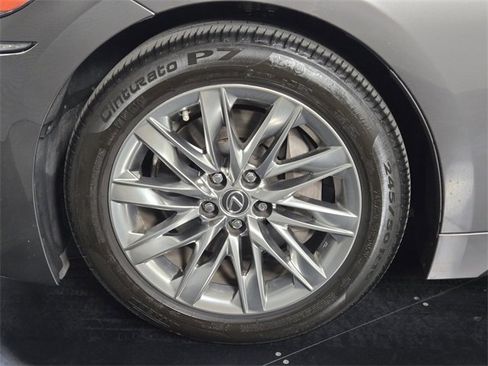 Used 2018 Lexus LS 500 image 12