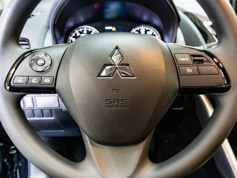 New 2026 Mitsubishi Eclipse Cross LE image 8