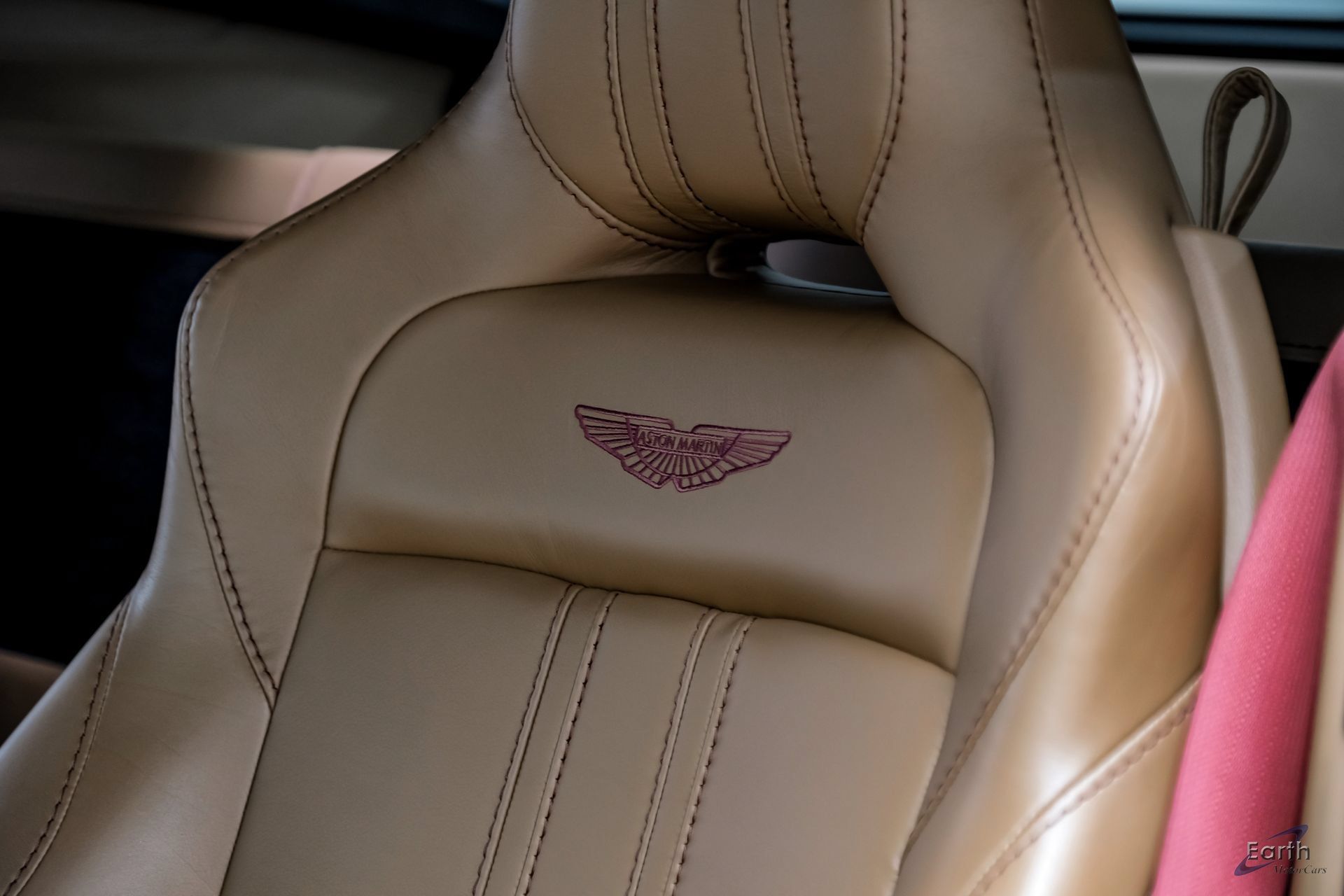 Used 2020 Aston Martin V8 Vantage Coupe RWD image 44