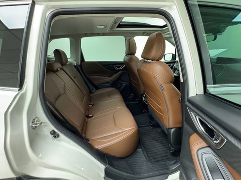 Used 2019 Subaru Forester Touring image 16
