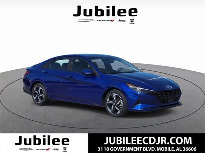 Used 2023 Hyundai Elantra SEL w/ Convenience Package