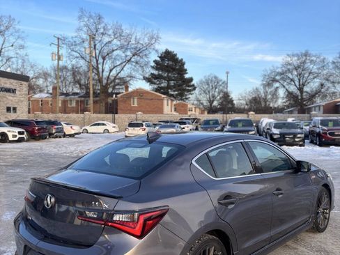 Used 2022 Acura ILX image 3