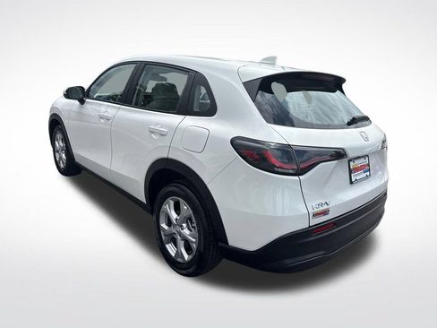 Certified 2025 Honda HR-V LX image 3