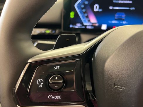 Certified 2025 BMW 530i image 16