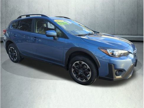 Used 2021 Subaru Crosstrek 2.0i Premium image 9