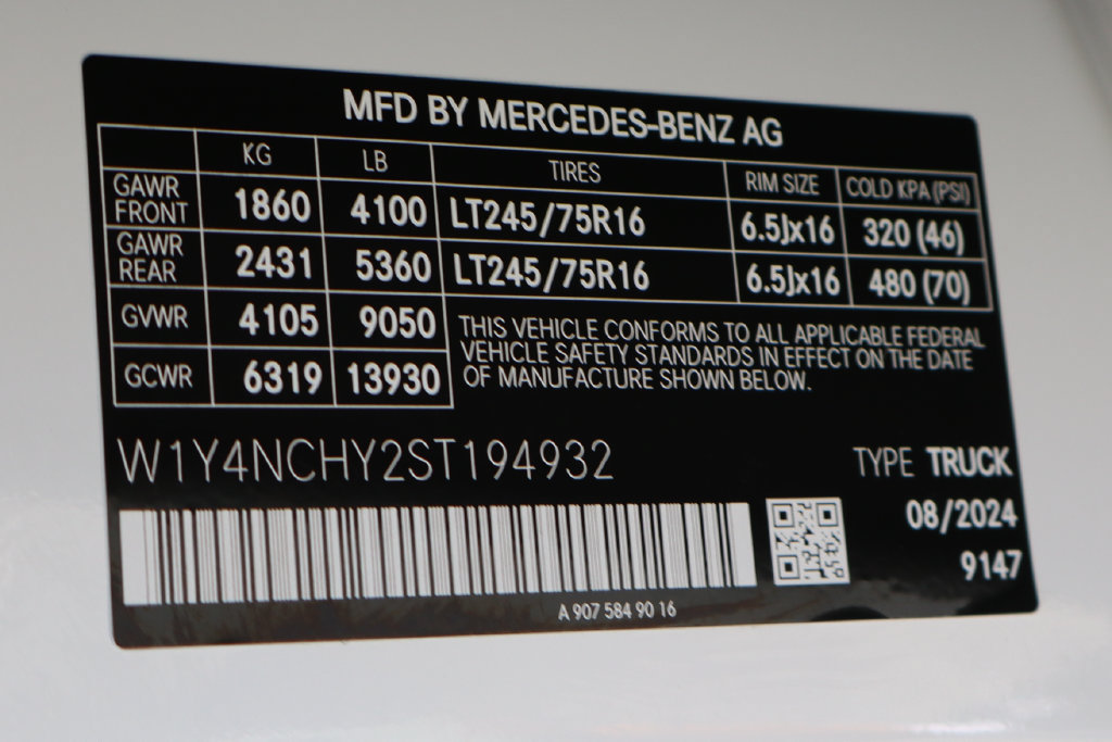 Used 2025 Mercedes-Benz Sprinter 2500 image 45