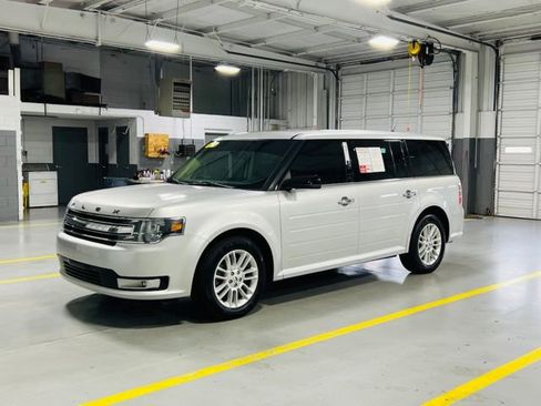 Used 2019 Ford Flex SEL w/ Equipment Group 202A FWD image 15