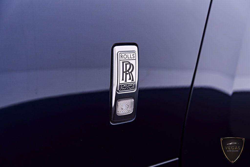 Used 2017 Rolls-Royce Wraith RWD image 24