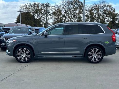 Certified 2023 Volvo XC90 T8 Ultimate w/ Protection Package Premier image 6