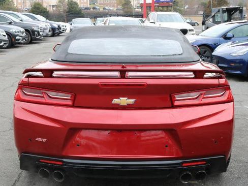 Used 2017 Chevrolet Camaro SS image 8