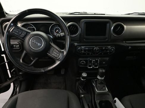 Used 2021 Jeep Wrangler Unlimited Sport image 17