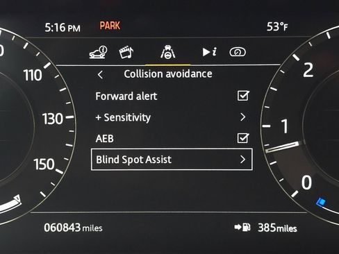 Used 2020 Land Rover Range Rover image 34