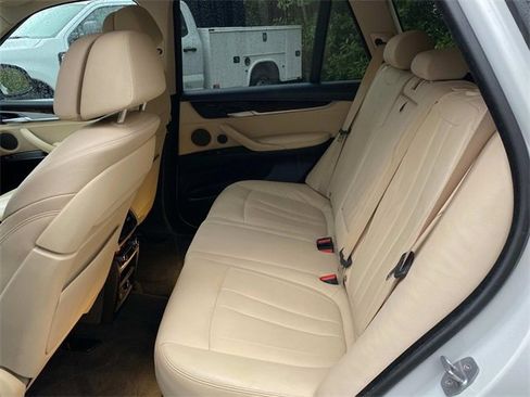 Used 2016 BMW X5 xDrive35i image 9