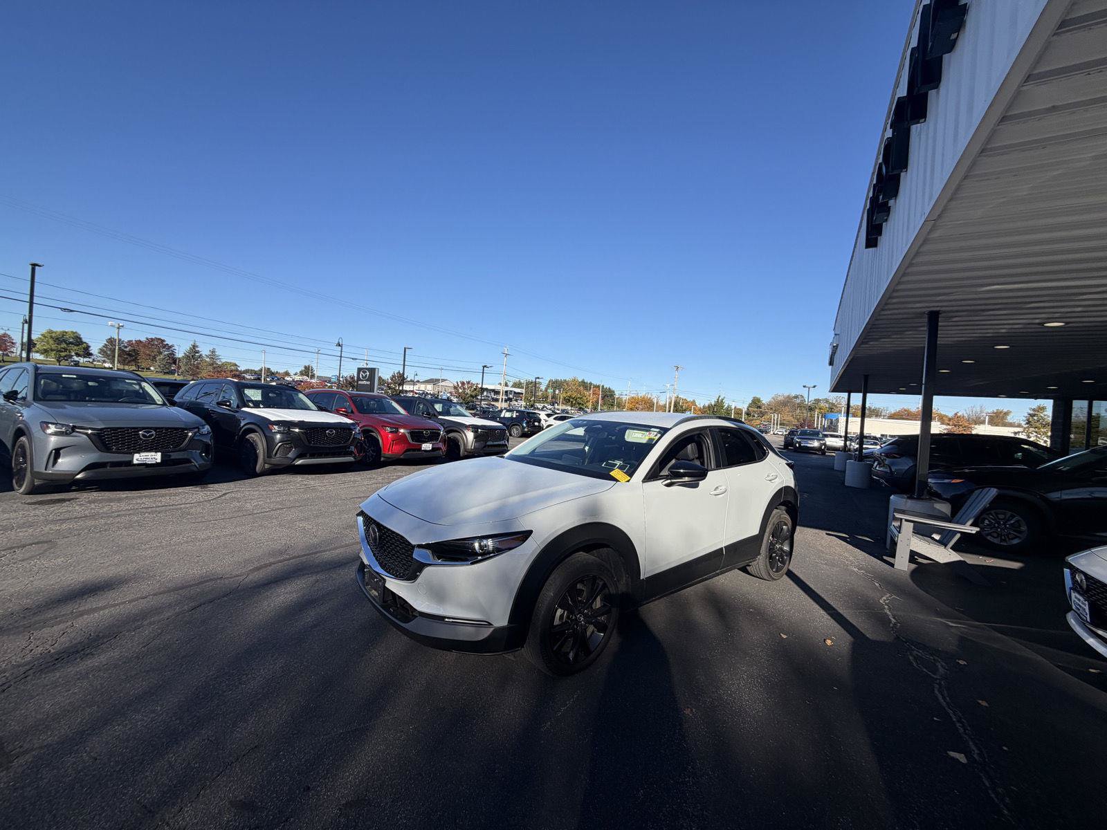 Used 2024 MAZDA CX-30 AWD 2.5 S w/ Select Sport Pkg image 3