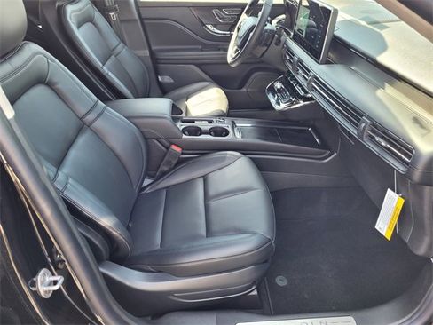 New 2025 Lincoln Corsair Premiere w/ Equipment Group 101A image 15