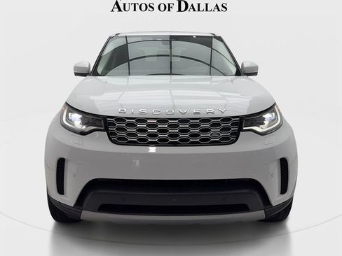 Used 2023 Land Rover Discovery S AWD/4WD image 3