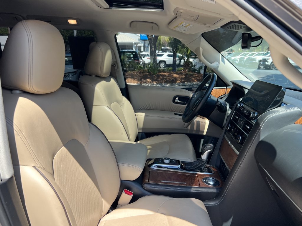 Used 2023 Nissan Armada SL w/ Captain's Chairs Package RWD image 28