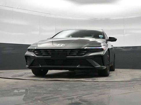 New 2026 Hyundai Elantra SEL Sport Premium image 30