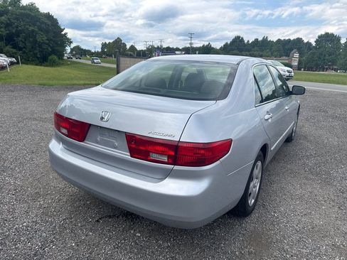 Used 2005 Honda Accord LX image 12