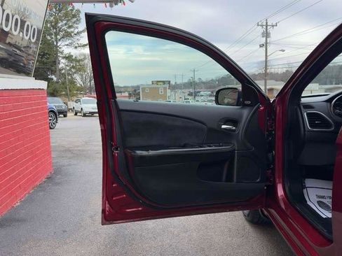 Used 2014 Chrysler 200 Limited w/ Sun/Sound Group image 25