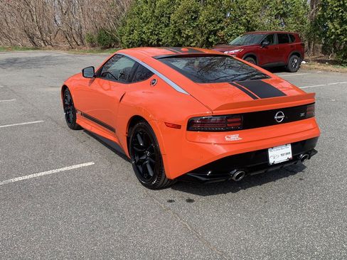 Certified 2024 Nissan Z Performance w/ Heritage Edition image 3