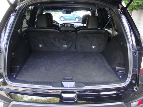 Used 2025 Honda Passport Black Edition image 18