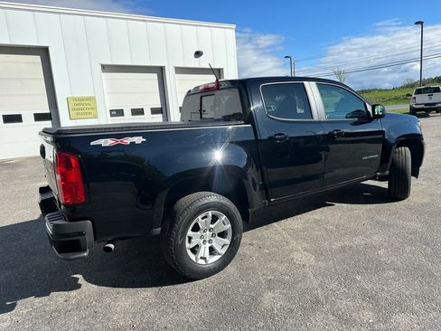 Used 2022 Chevrolet Colorado LT w/ Safety Package AWD/4WD image 5