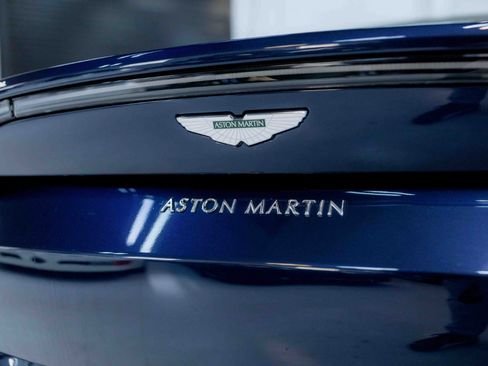 Used 2020 Aston Martin V8 Vantage Coupe image 20