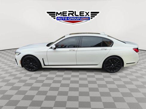 Used 2021 BMW 750i xDrive w/ Executive Package AWD/4WD image 5