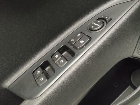 Used 2022 Kia Rio S w/ Technology Package FWD image 27