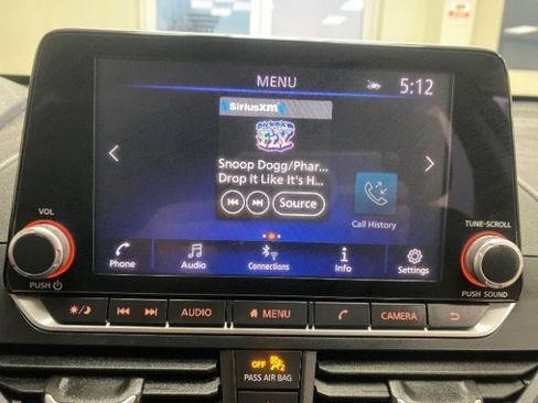 Used 2025 Nissan Altima 2.5 SV image 29