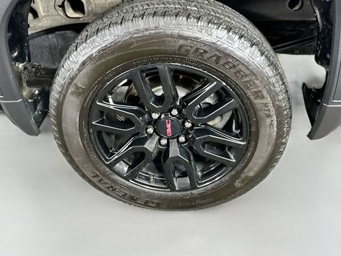 Used 2024 GMC Sierra 1500 Elevation AWD/4WD image 28