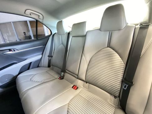 Used 2020 Toyota Camry SE w/ Carpet Mat Package FWD image 24