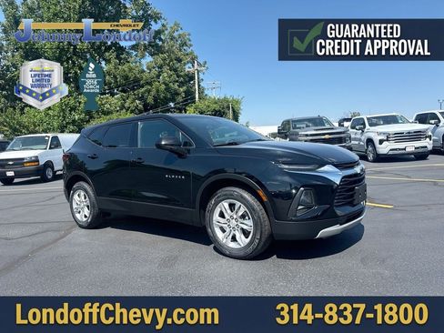Used 2021 Chevrolet Blazer LT FWD image 1