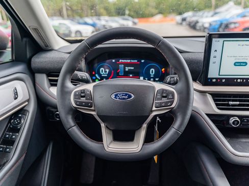 New 2025 Ford Explorer Active w/ Active Comfort Package image 17
