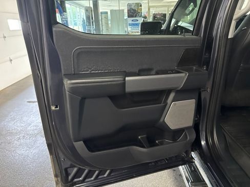 Used 2021 Ford F150 Lariat w/ Equipment Group 502A High AWD/4WD image 28