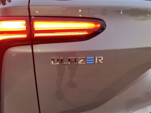 New 2026 Chevrolet Blazer EV LT FWD image 31