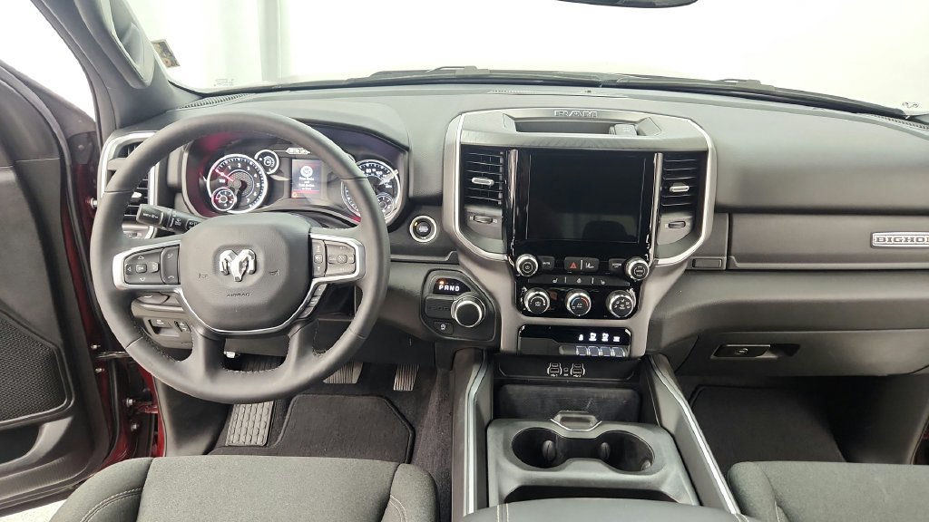 Used 2025 RAM 1500 Big Horn RWD image 40